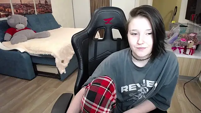 Kira Bakker online show from September 25, 5:38 pm