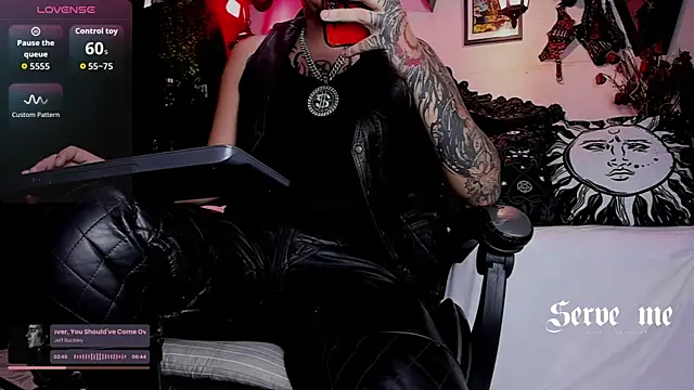 Snapshot of allanhurtss chatting on April 2, 10:07 pm allanhurtss online show from April 2, 10:07 pm