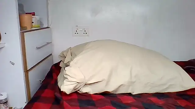 Precious Diva online show from February 25, 11:25 pm