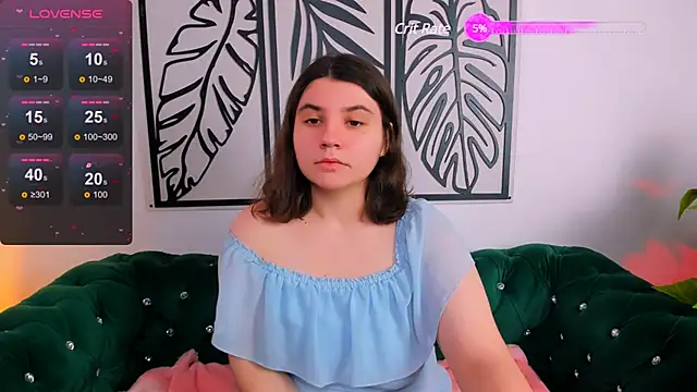 Viola  Shy online show from January 30, 9:04 pm