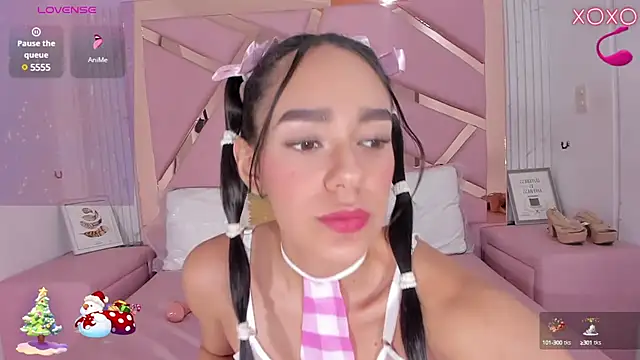 EmmyCruzZ online show from December 10, 4:56 am