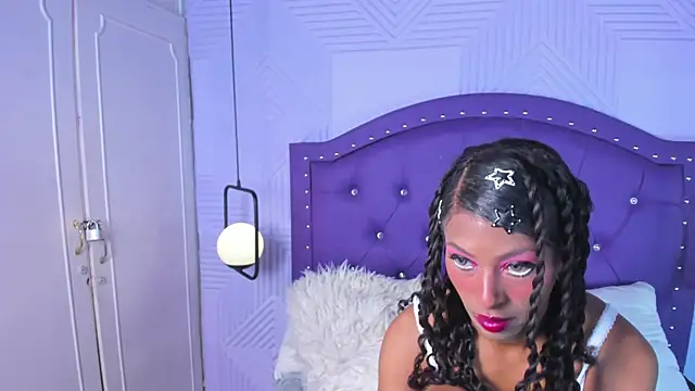 sarah banks1 online show from February 7, 3:10 am