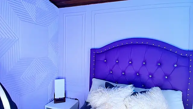 sarah banks1 online show from March 11, 3:12 am