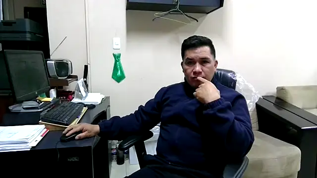 Snapshot of ferchoDC78 chatting on April 2, 4:10 am ferchoDC78 online show from April 2, 4:10 am