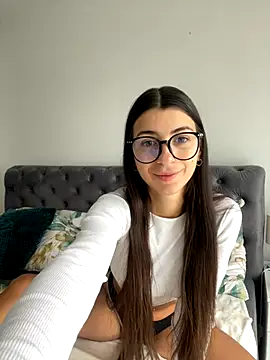 Snapshot of Wildberry_ chatting on October 2, 7:48 am Wildberry  online show from October 2, 7:48 am