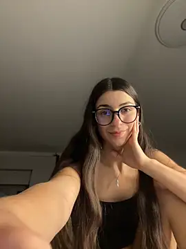 Snapshot of Wildberry_ chatting on April 19, 7:16 pm Wildberry online show from April 19, 7:16 pm