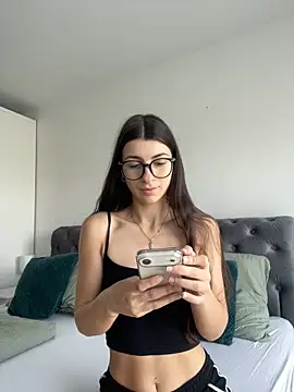 Snapshot of Wildberry_ chatting on May 3, 7:14 am Wildberry online show from May 3, 7:14 am