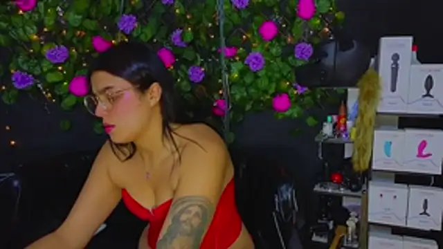 Sweett Mollyy online show from May 13, 10:27 pm