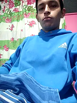 Snapshot of Leonul chatting on December 30, 1:58 am Leonul online show from December 30, 1:58 am