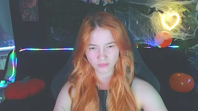 erikabrian online show from October 28, 2:04 am