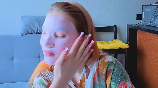 erikabrian online show from February 11, 3:44 am