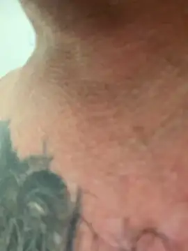 Snapshot of pipeload1275 chatting on March 7, 8:33 am pipeload1275 online show from March 7, 8:33 am