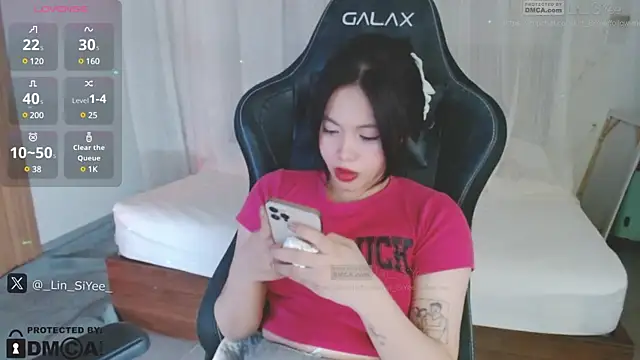 Snapshot of Lin_SiYee chatting on January 3, 4:37 pm Lin SiYee online show from January 3, 4:37 pm