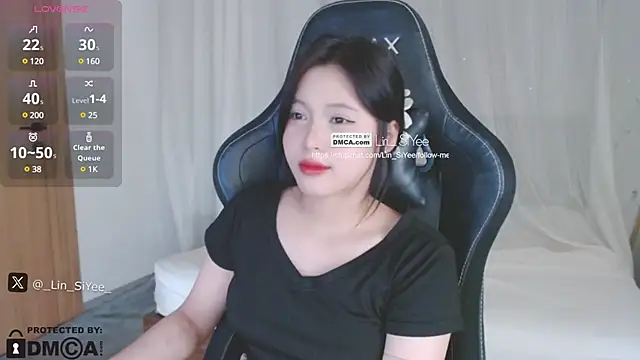 Snapshot of Lin_SiYee chatting on January 8, 2:35 pm Lin SiYee online show from January 8, 2:35 pm