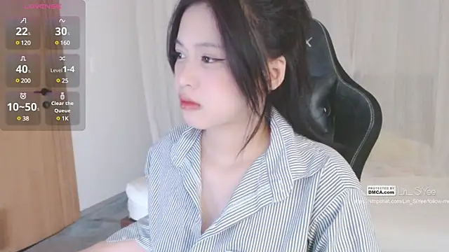Snapshot of Lin_SiYee chatting on January 14, 10:06 am Lin SiYee online show from January 14, 10:06 am