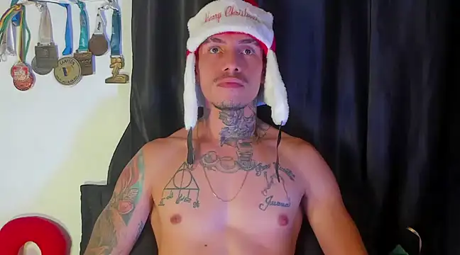 Snapshot of zyongracia chatting on December 11, 2:30 am zyongracia online show from December 11, 2:30 am