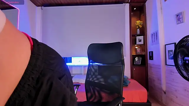 Snapshot of Melisa_Soto chatting on March 19, 2:05 am Melisa Soto online show from March 19, 2:05 am