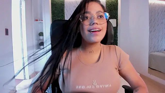 Snapshot of Melisa_Soto chatting on September 19, 7:25 pm Melisa Soto online show from September 19, 7:25 pm