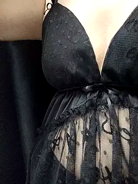 Snapshot of Haralushiaaa chatting on September 29, 5:01 am Haralushiaaa online show from September 29, 5:01 am