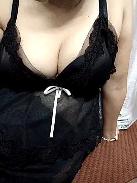 Snapshot of Haralushiaaa chatting on October 1, 8:20 am Haralushiaaa online show from October 1, 8:20 am