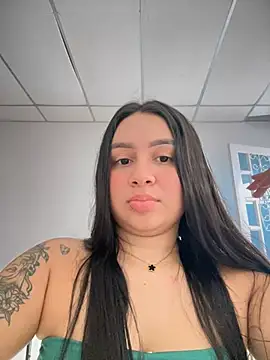 Pretty Isadora online show from February 20, 10:26 pm