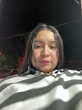Pretty Isadora online show from March 16, 5:36 am