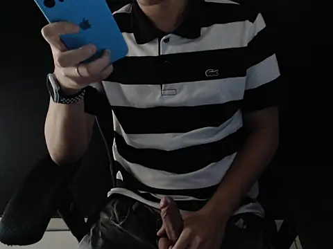 Snapshot of novinhsafadinh chatting on December 2, 2:30 pm novinhsafadinh online show from December 2, 2:30 pm