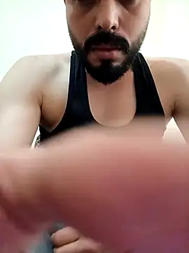 Snapshot of Kaan1607 chatting on January 26, 11:28 am Kaan1607 online show from January 26, 11:28 am