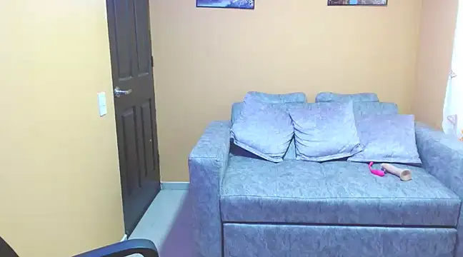 Kerly Lopez online show from March 5, 9:48 pm