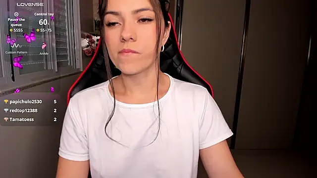 Snapshot of ivyy_scott chatting on September 28, 11:59 am ivyy scott online show from September 28, 11:59 am