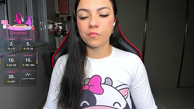 Snapshot of ivyy_scott chatting on November 2, 5:10 am ivyy scott online show from November 2, 5:10 am