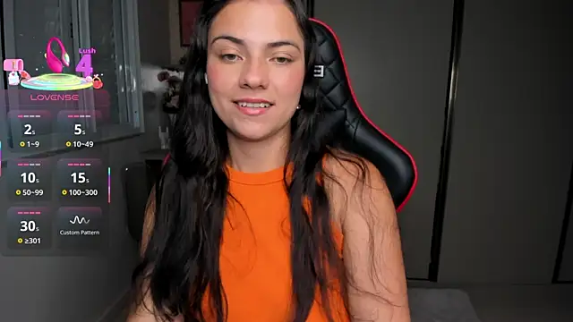 Snapshot of ivyy_scott chatting on January 12, 11:32 pm ivyy scott online show from January 12, 11:32 pm