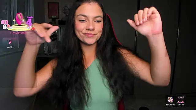 Snapshot of ivyy_scott chatting on February 16, 12:51 am ivyy scott online show from February 16, 12:51 am