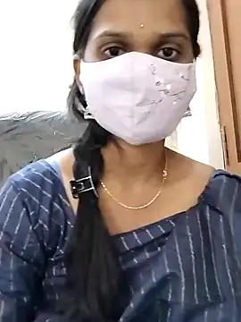 Snapshot of Triveni-Lovely chatting on December 17, 11:06 am Triveni-Lovely online show from December 17, 11:06 am