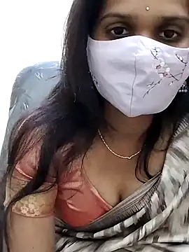 Snapshot of Triveni-Lovely chatting on December 25, 9:02 am Triveni-Lovely online show from December 25, 9:02 am