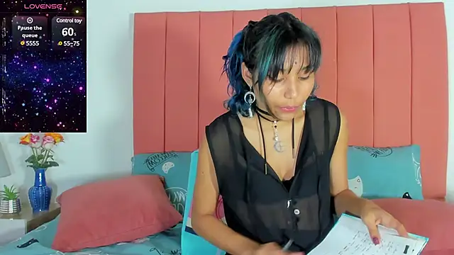 satsu u online show from February 6, 7:18 pm