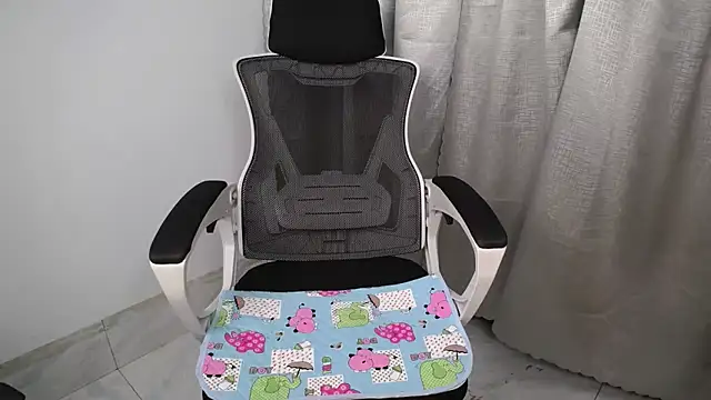 Lunobaby 204 online show from December 14, 9:52 pm