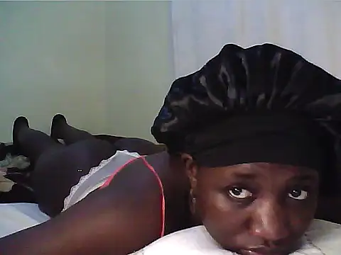 Adaline-Paris online show from March 30, 6:20 pm