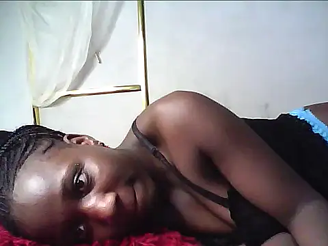 Adaline-Paris online show from May 14, 5:53 pm