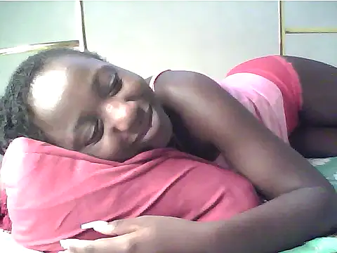 Snapshot of Adaline-Paris chatting on June 27, 10:20 am Adaline-Paris online show from June 27, 10:20 am