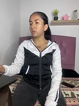 luna asss online show from January 21, 2:05 pm