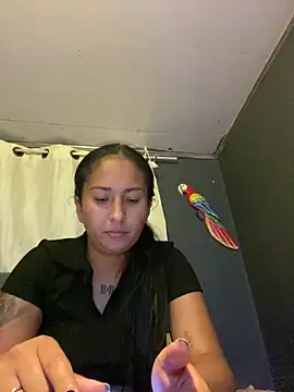 Snapshot of luna_asss chatting on May 5, 1:02 am luna asss online show from May 5, 1:02 am