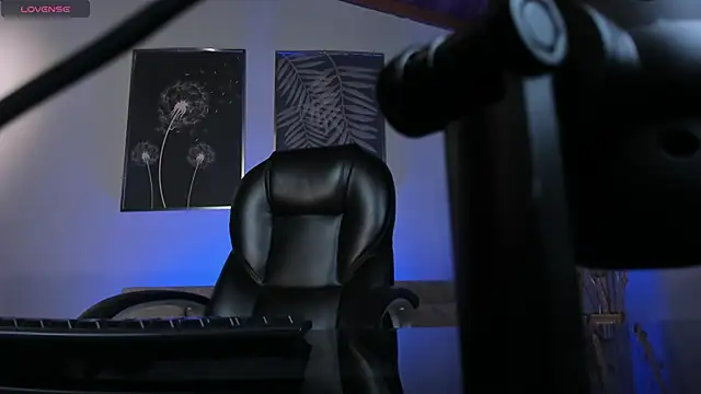 Snapshot of SamanthaKlein_ chatting on January 29, 4:15 am SamanthaKlein online show from January 29, 4:15 am