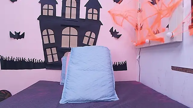 kendal rossi online show from October 18, 11:55 am