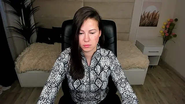 Dana  dom online show from January 9, 3:15 am