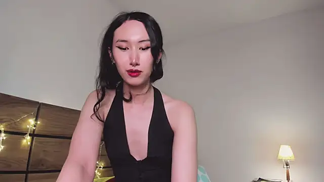Snapshot of asian_kiya chatting on January 10, 4:51 pm asian kiya online show from January 10, 4:51 pm