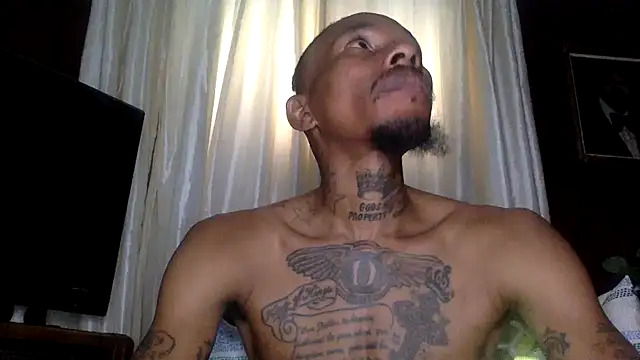 KingDerRico online show from October 2, 9:22 pm