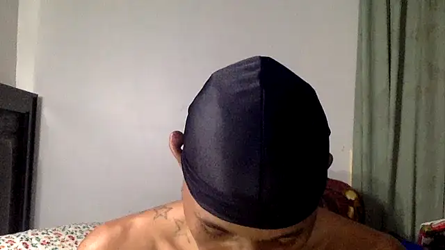 KingDerRico online show from November 2, 12:02 am