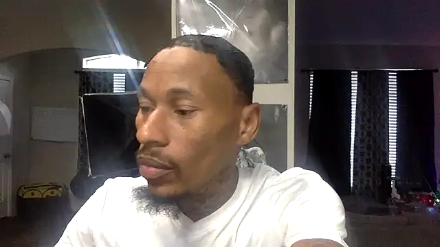 KingDerRico online show from December 18, 8:15 pm