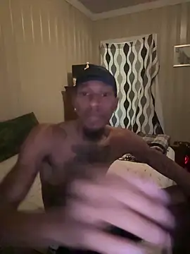 KingDerRico online show from April 12, 8:25 pm